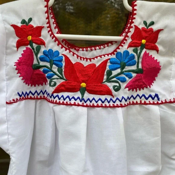 EMBROIDERED BLOUSE GIRLS - Picture 7 of 8